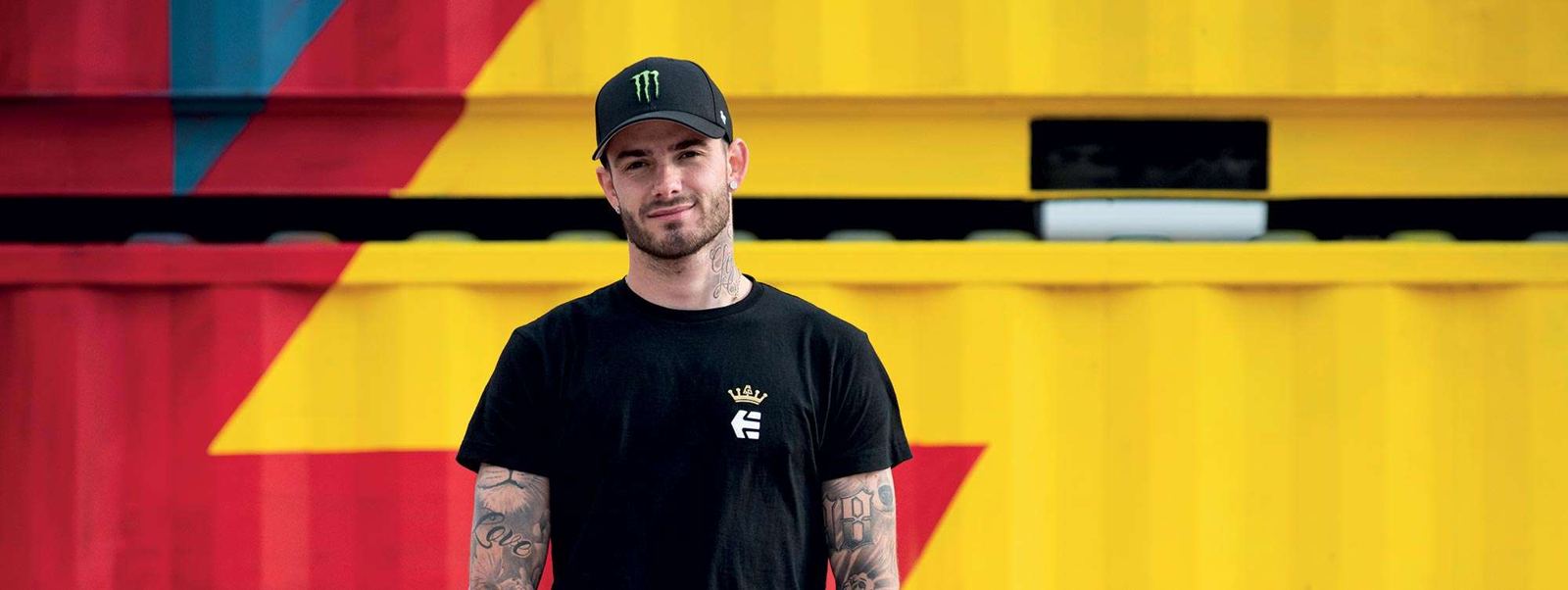 Aurélien Giraud, casquette Monster Energy et t-shirt etnies